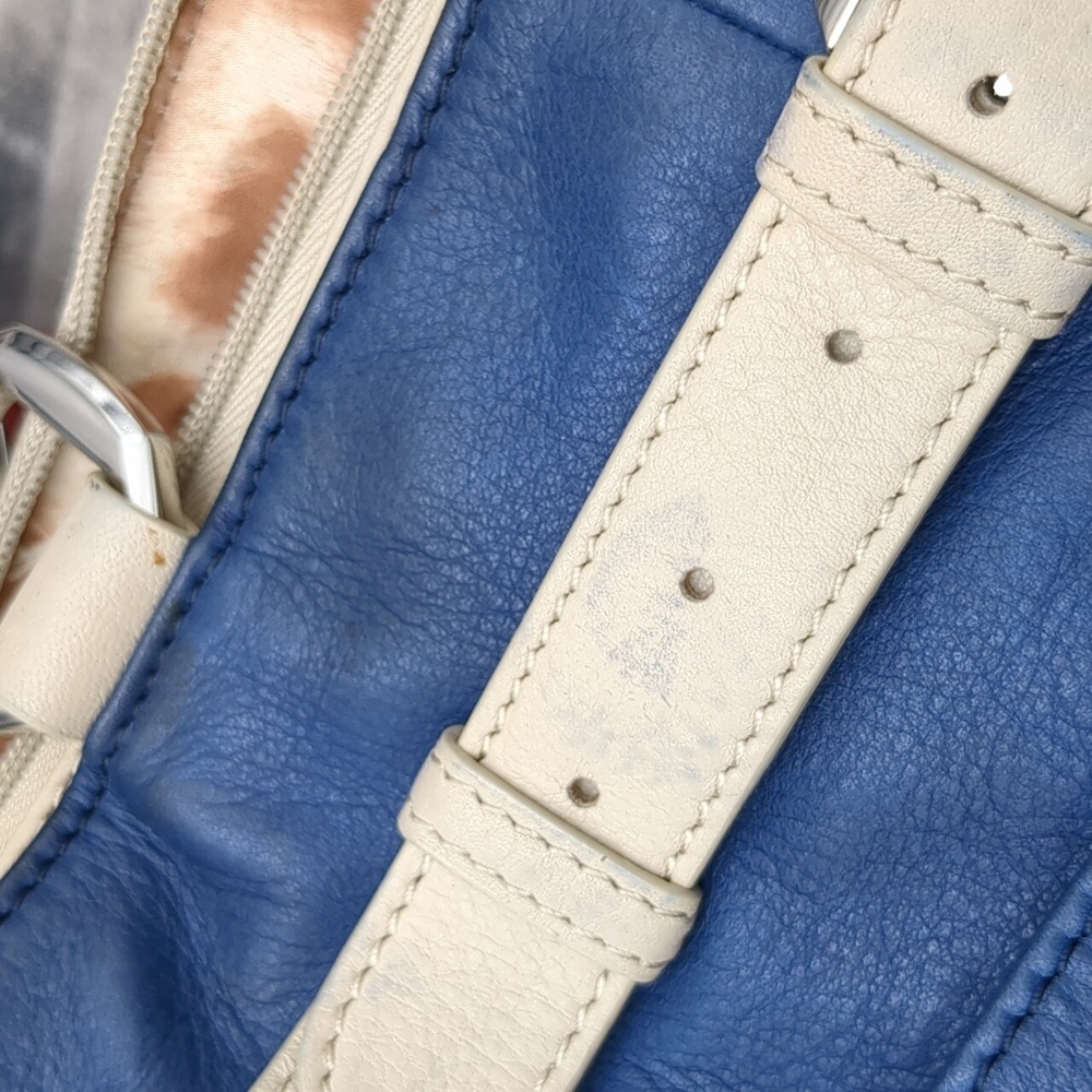 B makowsky blue and cream leather purse - Picture 6 of 15